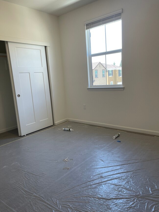 Building Photo - 2136 Brave Hawk Loop