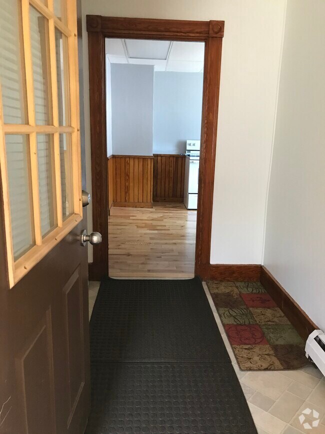 Condos for Rent in Rumford ME 2 Rentals