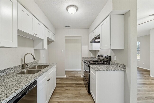 Foto del edificio - 6022 Meadowbrook