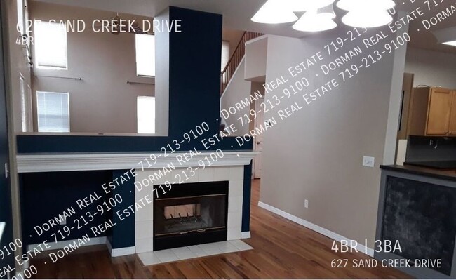 Building Photo - Gorgeous home in the Villages at Sandcreek!