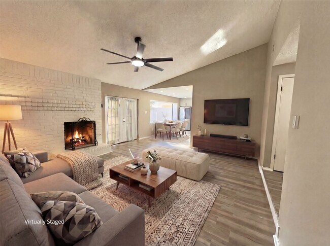 Foto del edificio - 3519 Acorn Way Ln