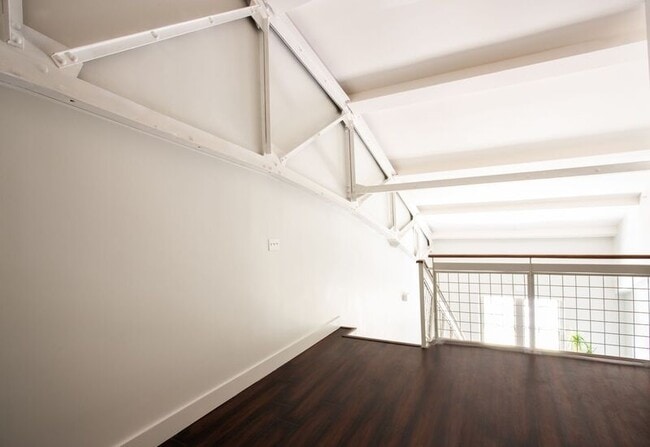 Foto del edificio - 131 South Dr. Norman C. Francis Parkway