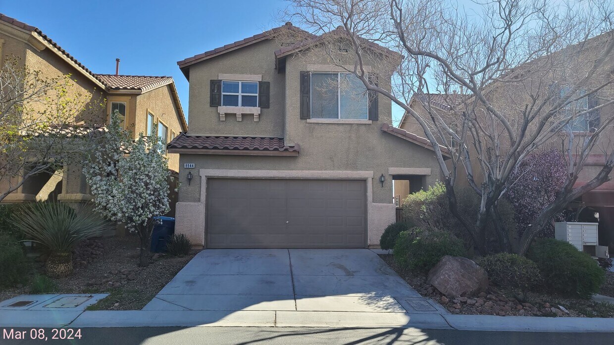 Primary Photo - 3 Bedroom home in Southwest Las Vegas