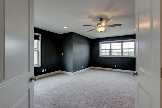 Building Photo - Custom Build in Sango.  Wow Factor