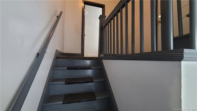 Foto del edificio - 532 Carroll Ave