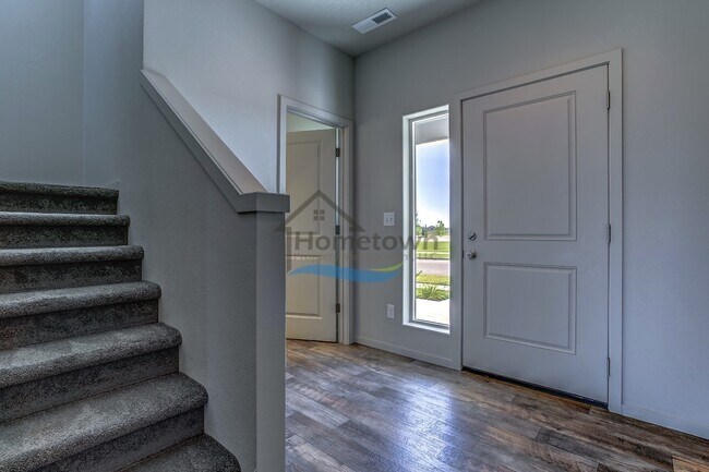Foto del edificio - Beautiful 3 bed 2.5 bath Home in Post Falls
