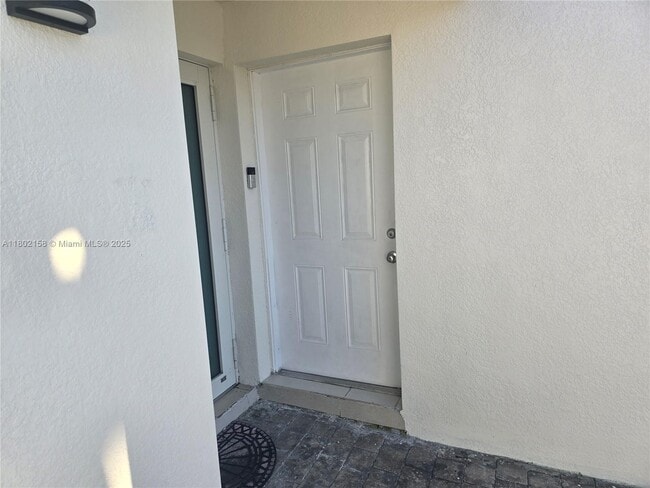 Foto del edificio - 19261 SW 118th Ct