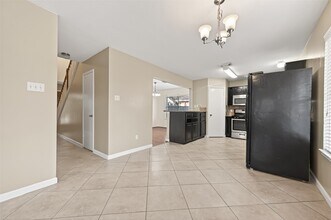 Building Photo - 8411 Tamayo Dr