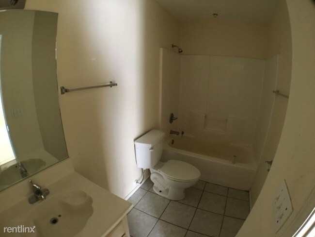 Building Photo - 2 br, 2 bath Apartment - 4307 W La Guardia Ln