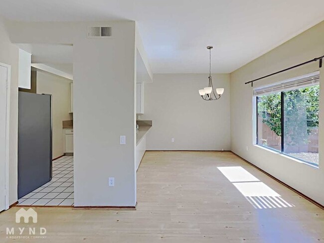 Building Photo - 3627 Cheshire Ave