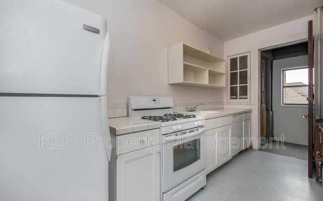 Foto del edificio - 1534 Woodland Ave