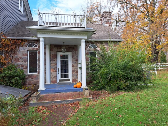 Front entrance, separate from the main house - 100 Pleasant Valley Rd