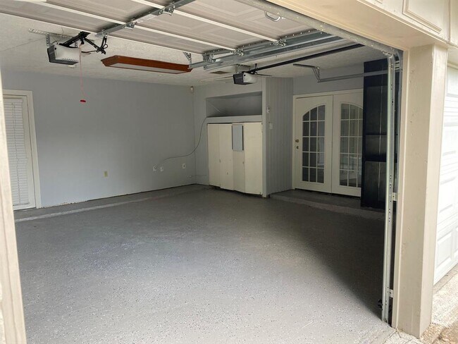 Foto del edificio - 6211 Westwick Dr