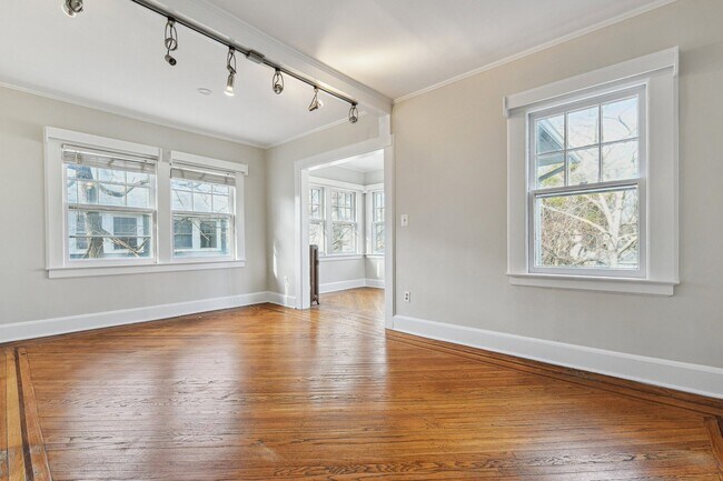 Foto del edificio - 40 Brookfield Rd