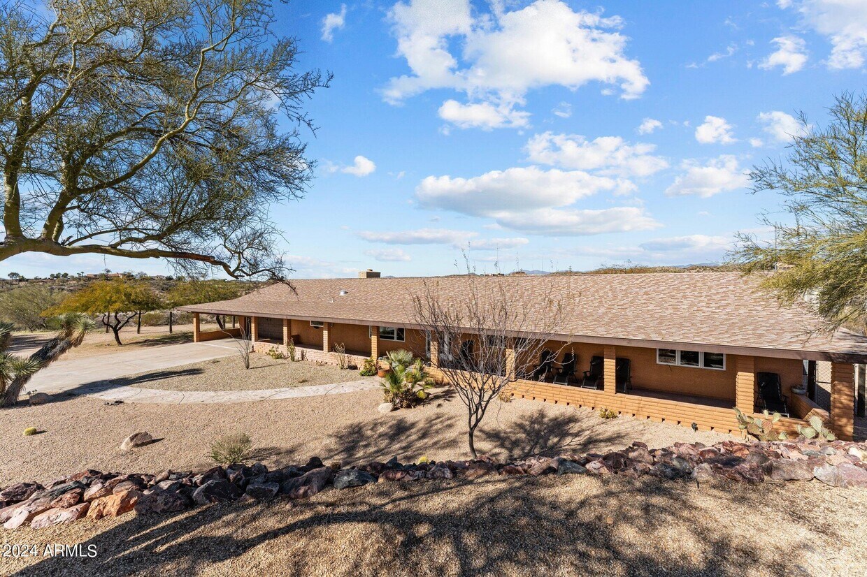 1605 N Little Stonehedge Ranch Rd, Wickenburg, AZ 85390 House Rental