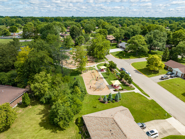 Building Photo - 1303 Meadow Bridge Dr