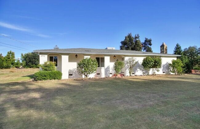 Foto del edificio - Single family residence