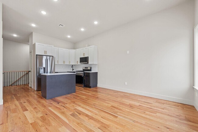 Foto del edificio - 150 West Side Ave