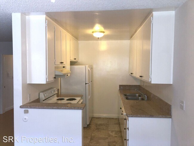 Building Photo - 3207 Bagley Ave