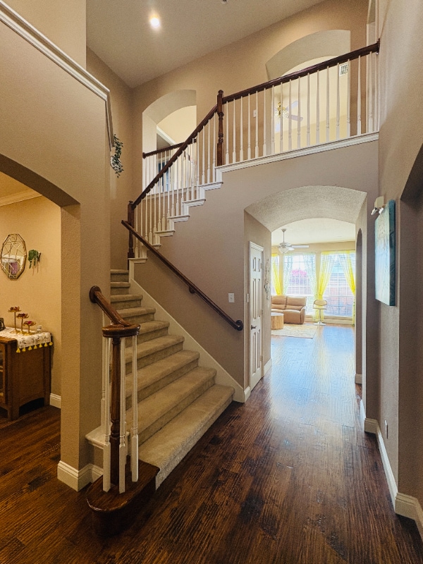 Building Photo - 1602 Wagon Wheel Dr