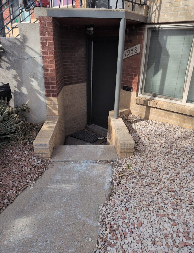 Foto del edificio - Updated 3 bedroom in 80010 - Move in Ready!