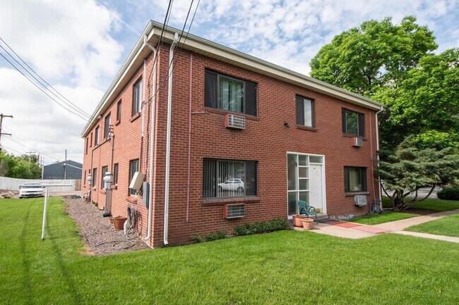 Foto del edificio - 688 Miller Ct