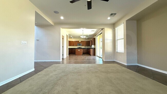 Foto del edificio - 1542 W Homestead Dr