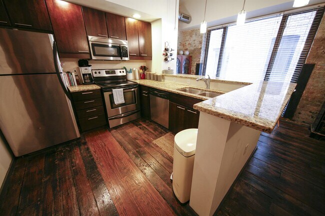 Foto del edificio - Smokehouse Lofts