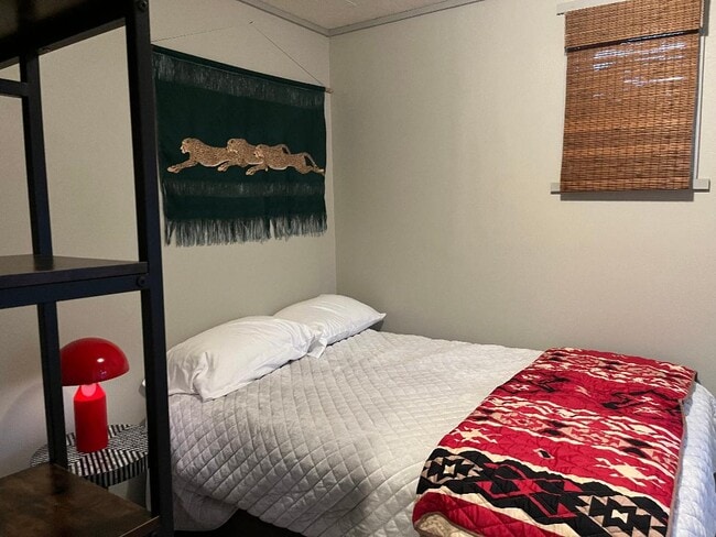 Foto del edificio - 406 W Daly St