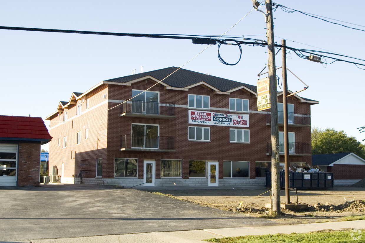 Building Photo - 5119 159th St