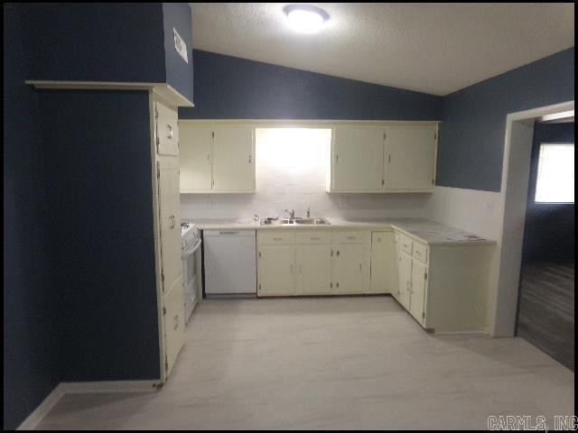 Foto del edificio - 2502 N Lakeview
