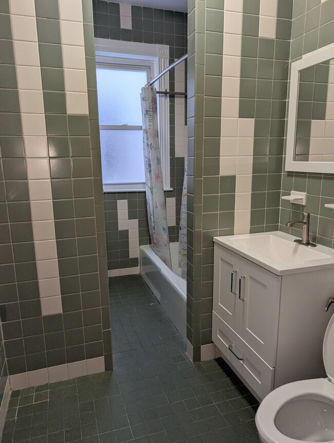 Building Photo - 759 Boylston St