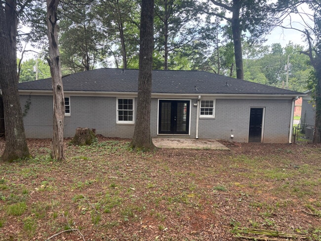 Foto del edificio - 3110 Delia Ln NW
