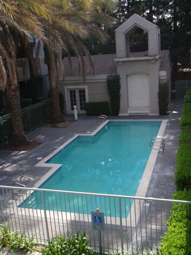 Foto principal - Beautiful 3/3 TH, Sunnyvale Schools, Close...