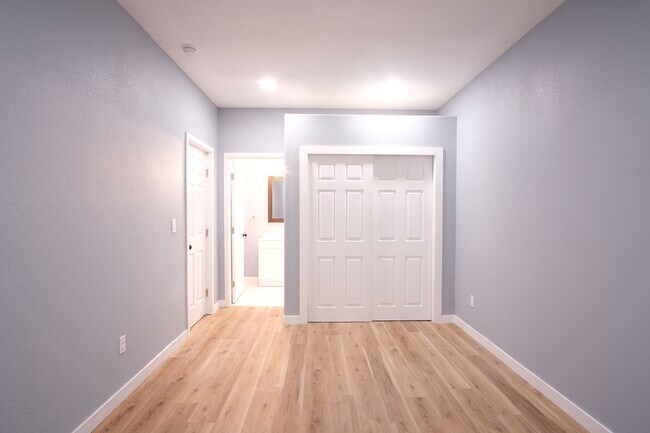 Foto del edificio - Perfect Multi Family Home!! 3 Bedroom 2 bath in Ceres with its own in- law suite.