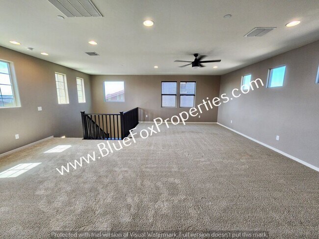 Photo - 1072 W Rock Daisy Ln House