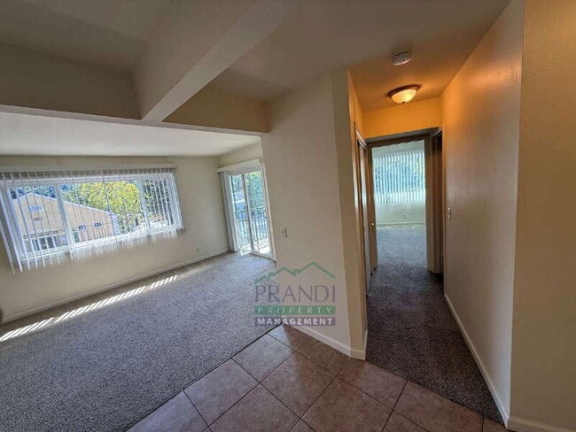 Building Photo - 1208 Sir Francis Drake Blvd