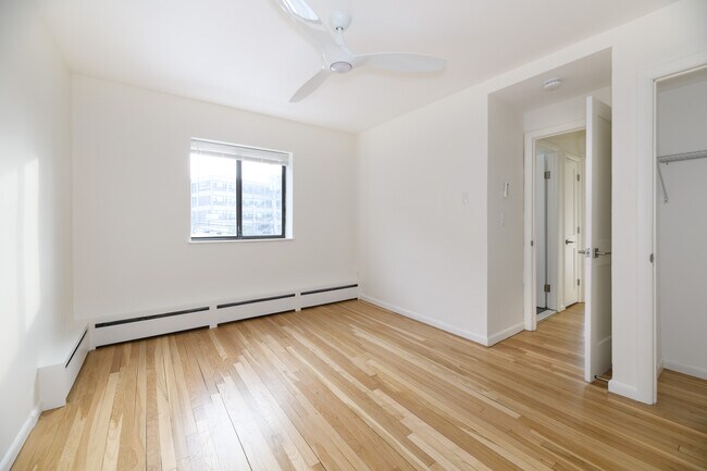 Foto del edificio - 53 PARKER HILL Ave