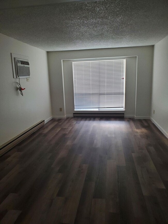 Foto del edificio - 1047 W Rose Ave