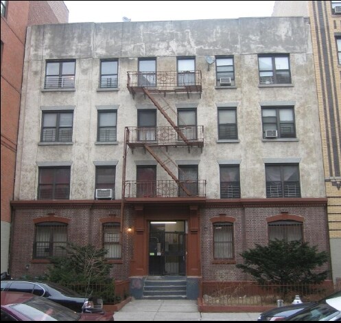 Primary Photo - 25 E 21st St