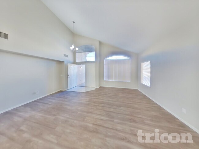 Foto del edificio - 3816 Crema Ct