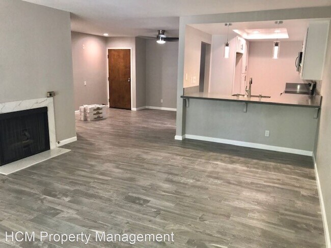 Foto del edificio - 2 br, 2 bath House - 7108 Apricot Drive