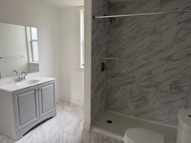 Building Photo - 8632-8636 Sunset Avenue