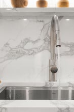 Building Photo - Taylor/Vose