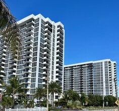 Building Photo - 531 N Ocean Blvd