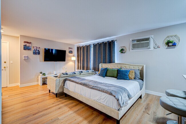 Foto del edificio - 5105 N East River Rd