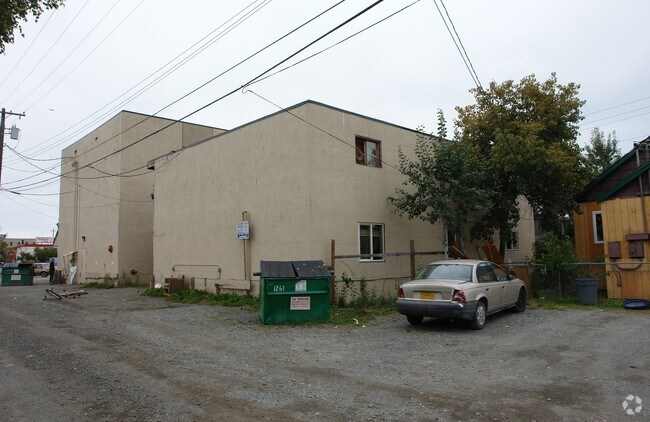 Building Photo - Milepost O Apartments