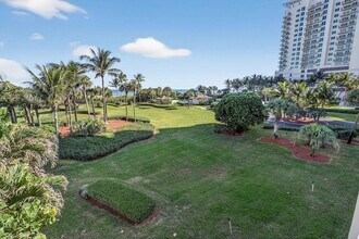 Building Photo - 3400 N Ocean Dr