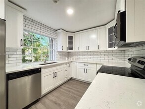 Building Photo - 1597 Springside Dr
