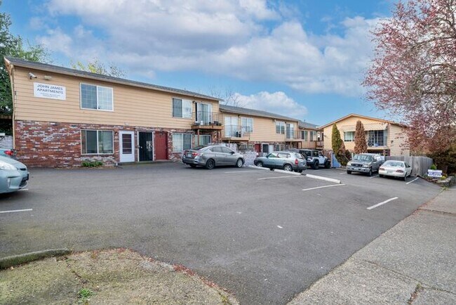 Building Photo - 2 bedroom in Roseway!! Pets OK!